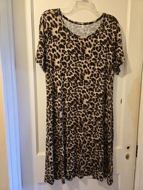 Leopard Print Midi Dress in Tan and Black